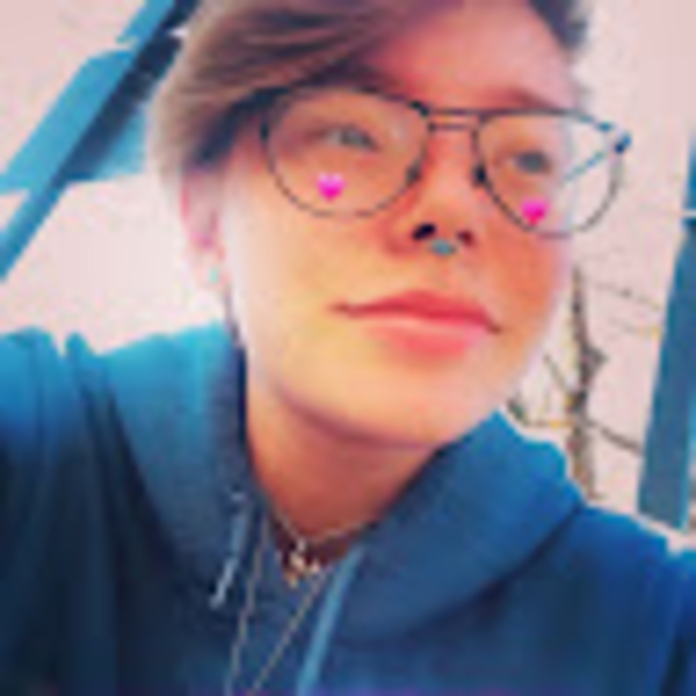 Meet your Posher, Willow_roses
